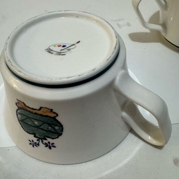 2 Piece Vintage Korean Chum Bone China Bowls  Handmade & Painted - Picture 9 of 10